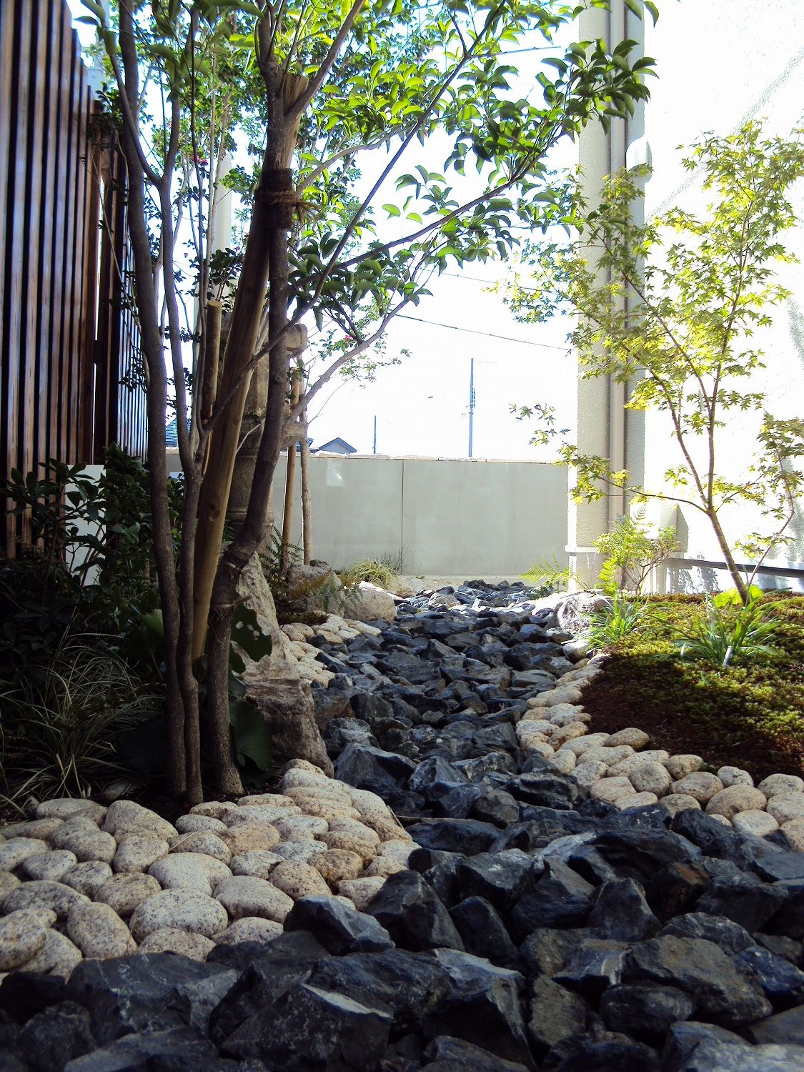 現代風モダン枯山水庭園 株式会社ウエシン 神戸のエクステリア 外構 造園