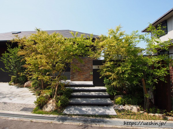 和テイストで彩った雑木の庭 株式会社ウエシン 神戸のエクステリア 外構 造園